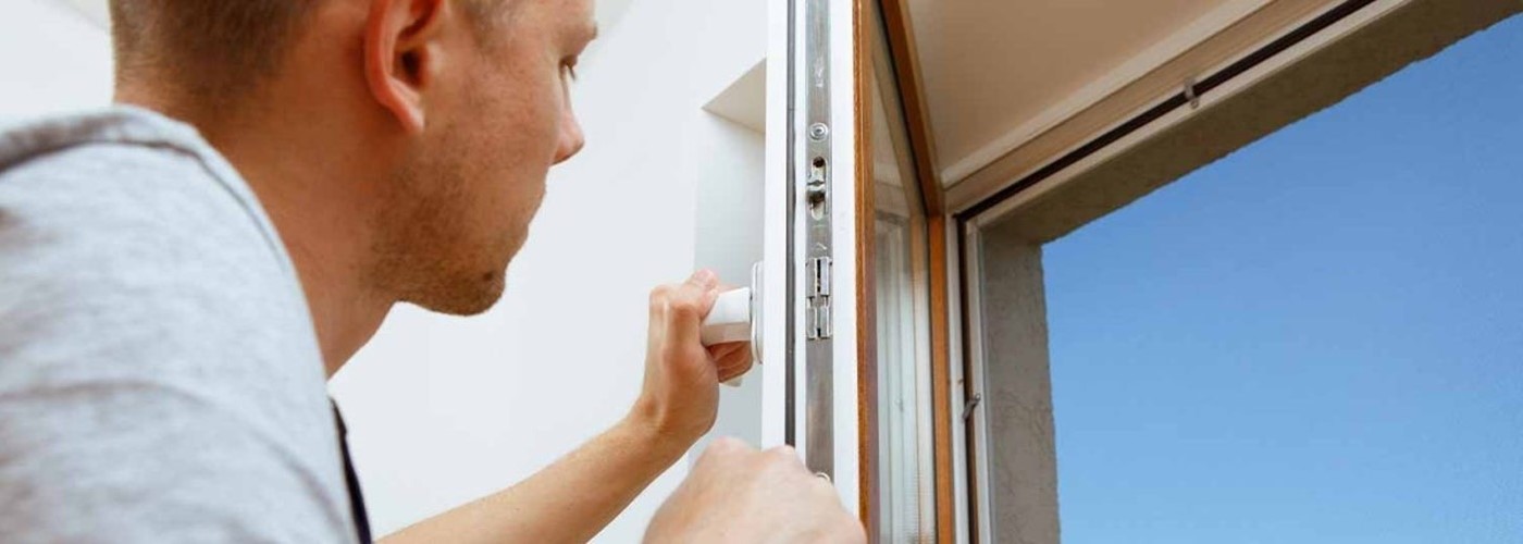 Talleres de carpintería metálica aluminio todo las terrenas samaná tiendas fabricación instalación reparaciones presianas metal pvc puertas ventanas vidrios portones materiales accesorios (01)