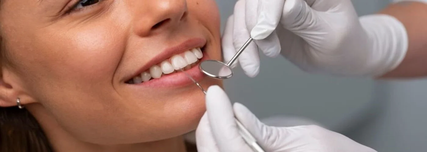 Clinicas dentales y odontologos en las terrenas mejores dentistas profesionales mejor guia salud dental cerca de mi servicios bucal de samana rd (1)