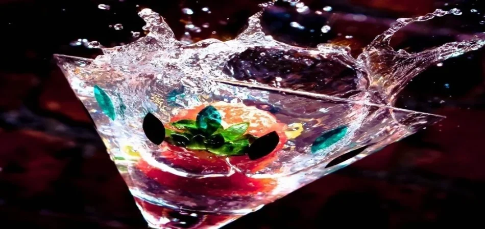 Bares de copas y discotecas en todo las terrenas bares musicales coptelerias drinks pubs vida nocturna ocio nocturno noche donde ir de fiesta cerca de mi samana