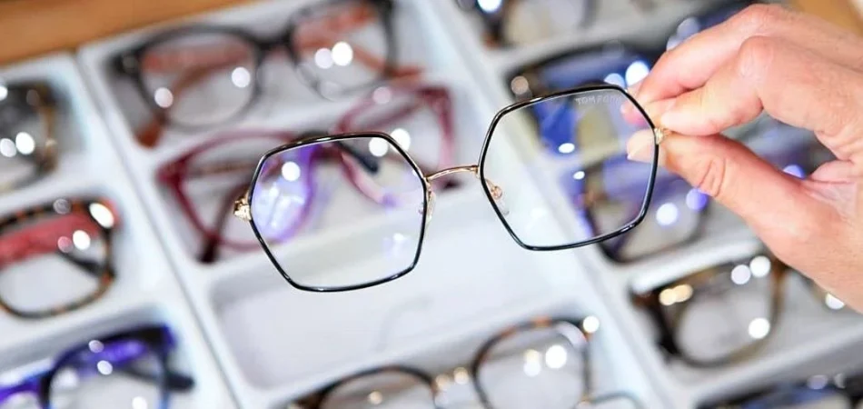 Las mejores opticas tiendas salud centro optico guia oftalmologia vision lentes de contacto gafas de sol todo las terrenas samana republica dominicana