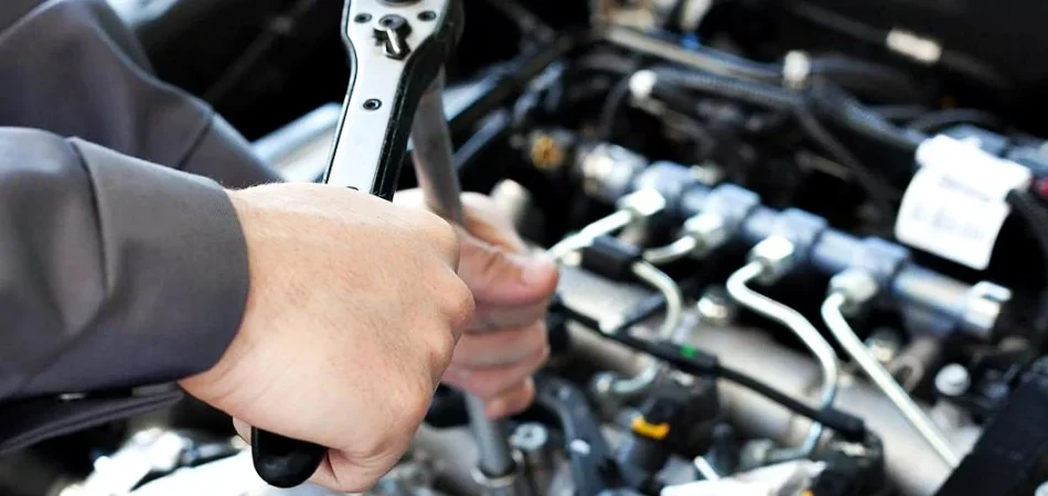 Mejores talleres mecánicos en las terrenas samaná servicios reparación mantenimiento autos vehículos taller frenos suspensión alineación balanceo cambio de aceite filtros aire (1)